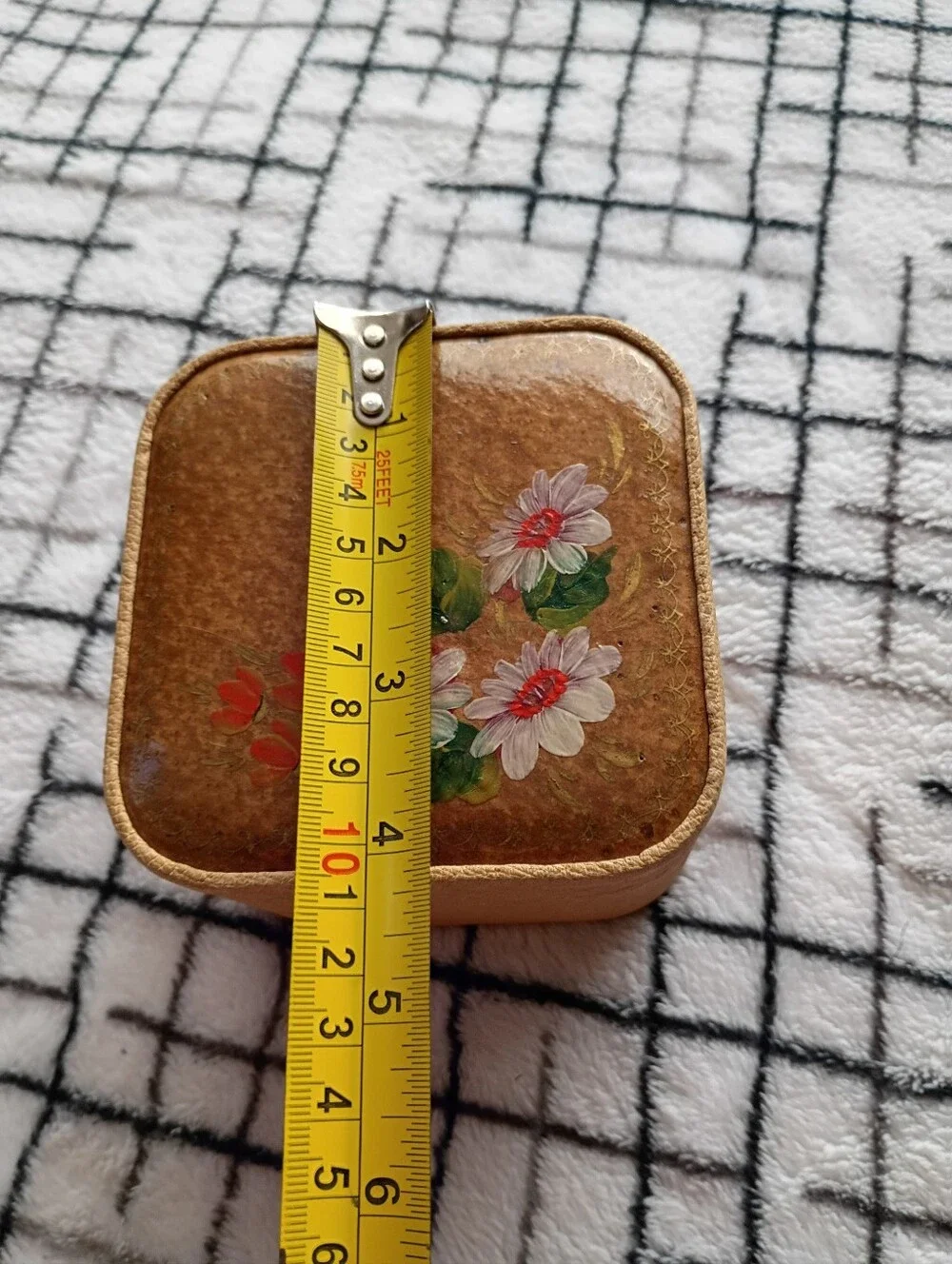 1990s Prestige Pyatigorsk Russia Soviet Union Vintage Box AS IS CONDITION